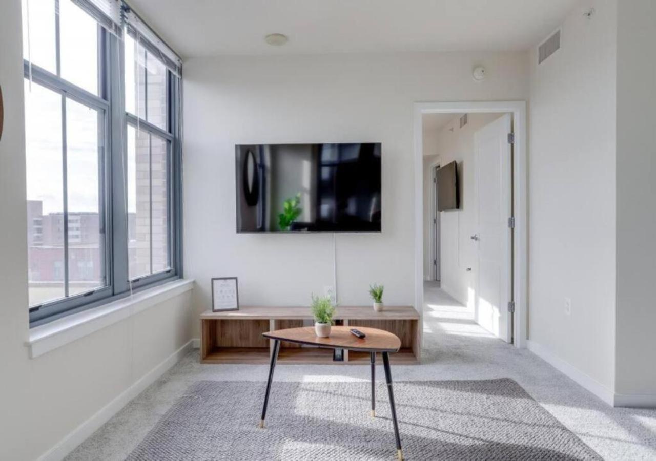 Splendid 2 Bedroom Condo At Pentagon City Арлингтън Екстериор снимка