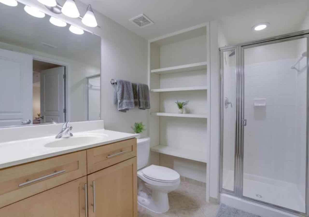 Splendid 2 Bedroom Condo At Pentagon City Арлингтън Екстериор снимка