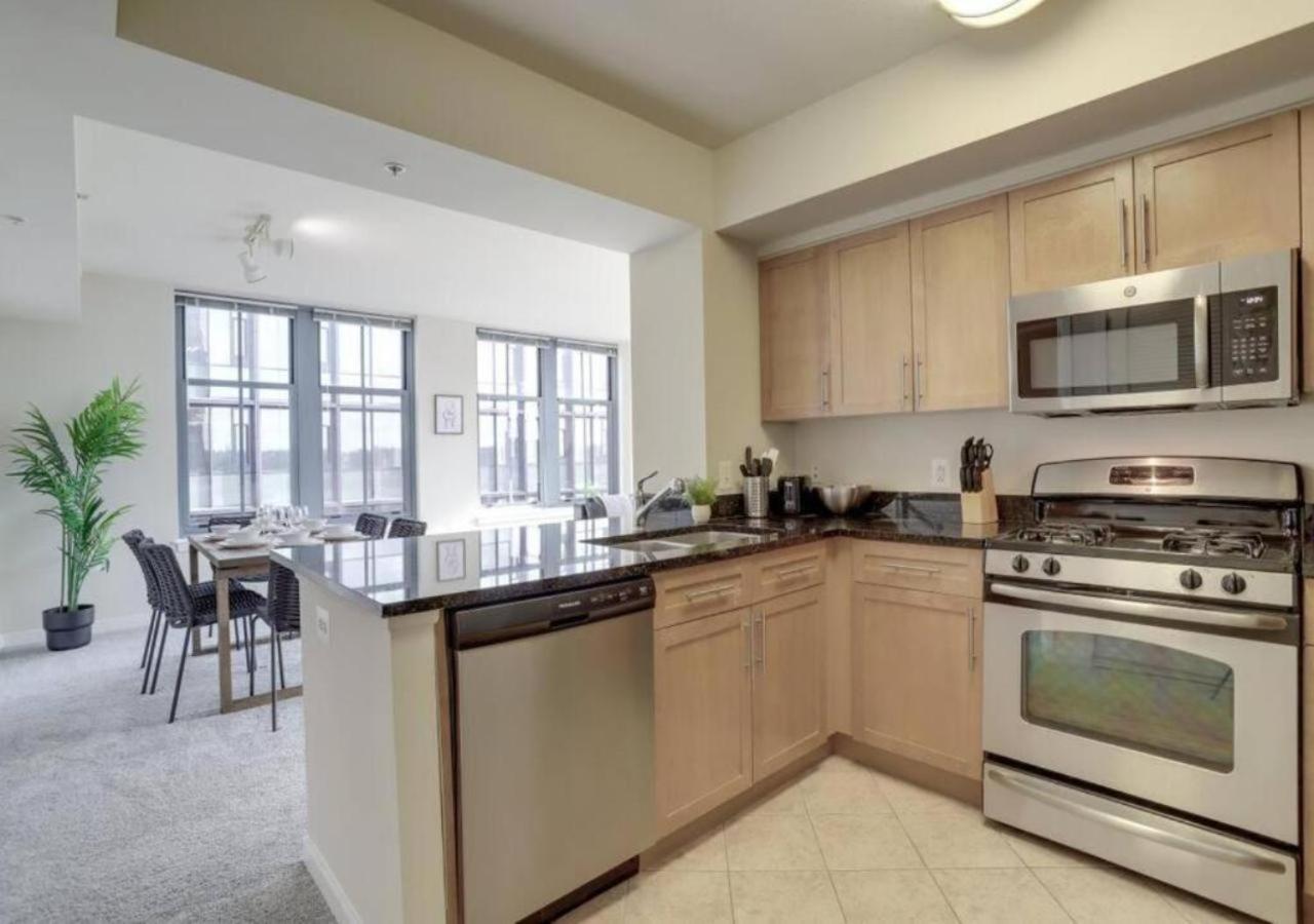 Splendid 2 Bedroom Condo At Pentagon City Арлингтън Екстериор снимка
