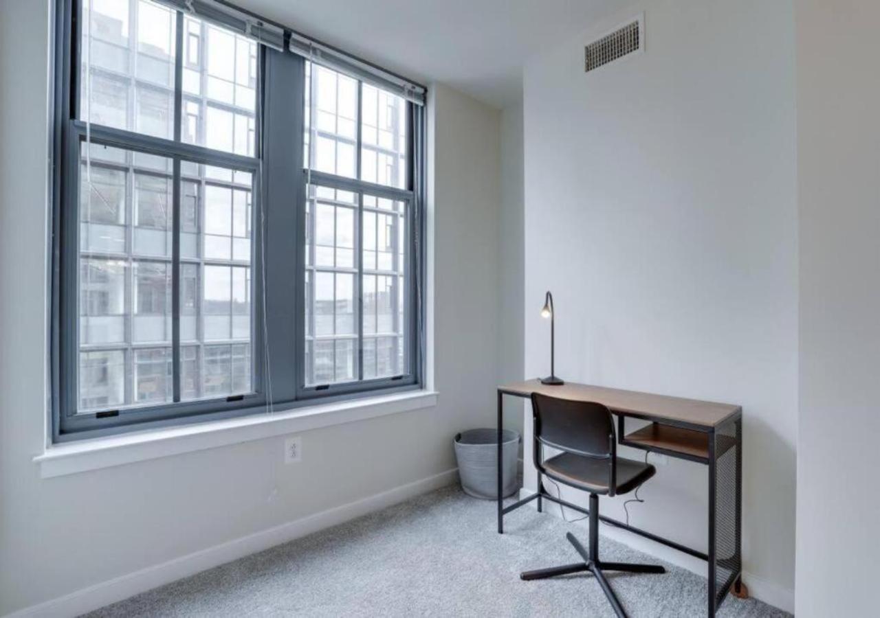 Splendid 2 Bedroom Condo At Pentagon City Арлингтън Екстериор снимка