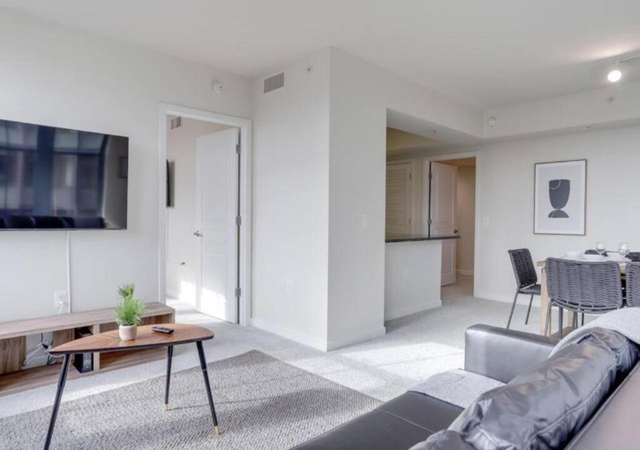 Splendid 2 Bedroom Condo At Pentagon City Арлингтън Екстериор снимка
