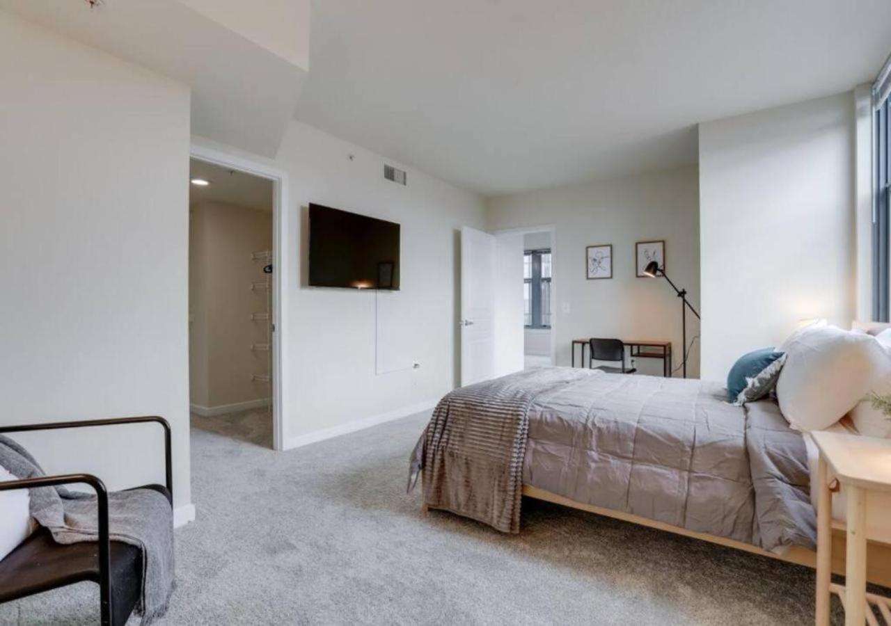 Splendid 2 Bedroom Condo At Pentagon City Арлингтън Екстериор снимка