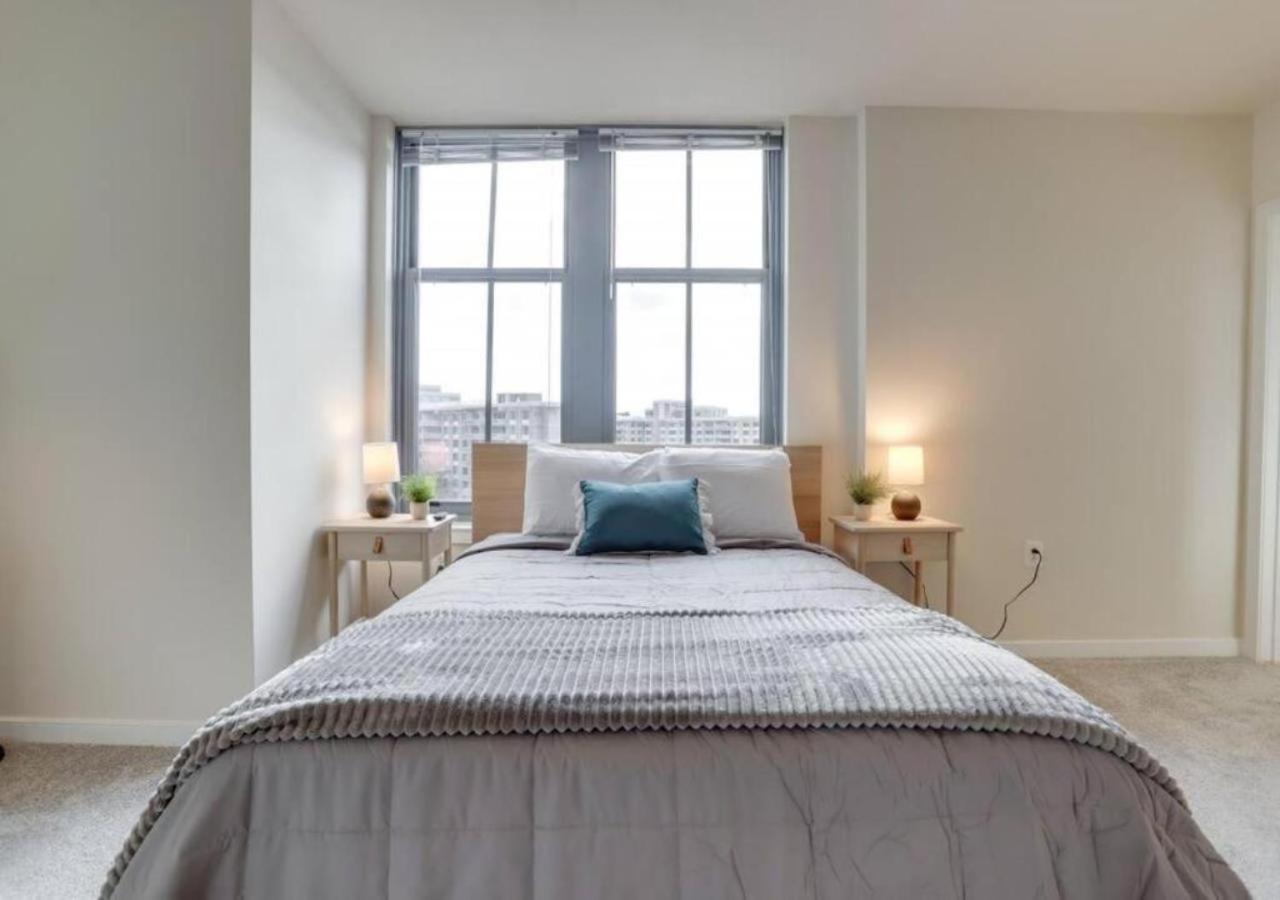 Splendid 2 Bedroom Condo At Pentagon City Арлингтън Екстериор снимка