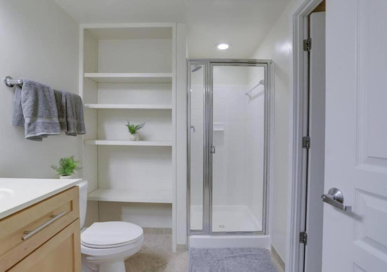 Splendid 2 Bedroom Condo At Pentagon City Арлингтън Екстериор снимка